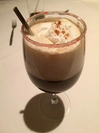 Azteca Café frío con delicioso helado de chocolate
