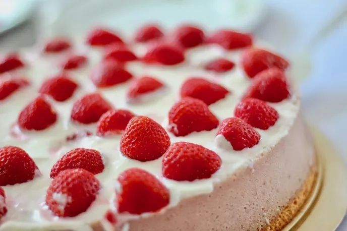 Pay de fresas con crema