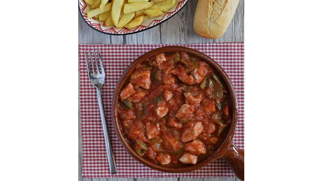 Magra con tomate
