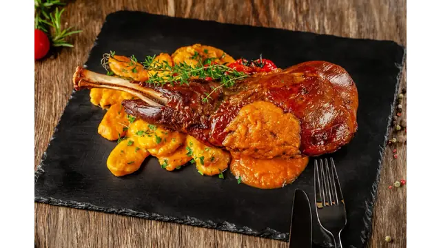 Paletilla de cordero al horno jugosa