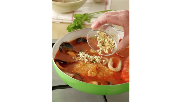 Zarzuela de pescado y marisco